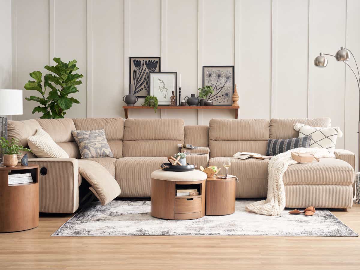 Maddox Reclining Modular Sectional